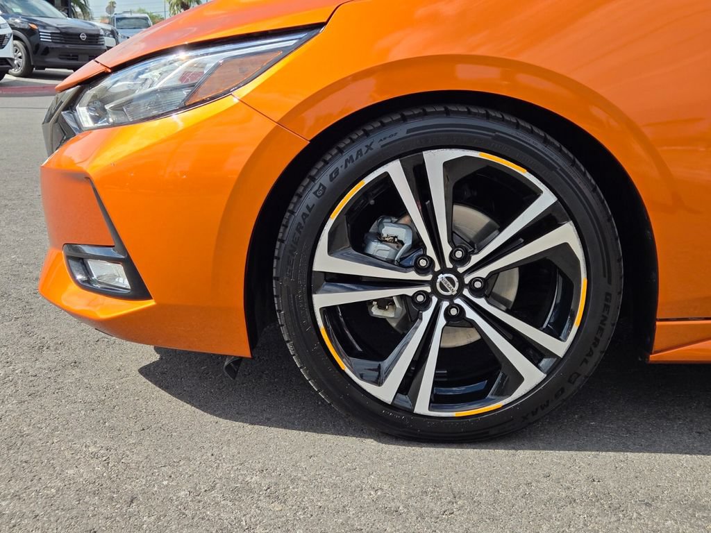 Certified 2021 Nissan Sentra SR FWD image 9