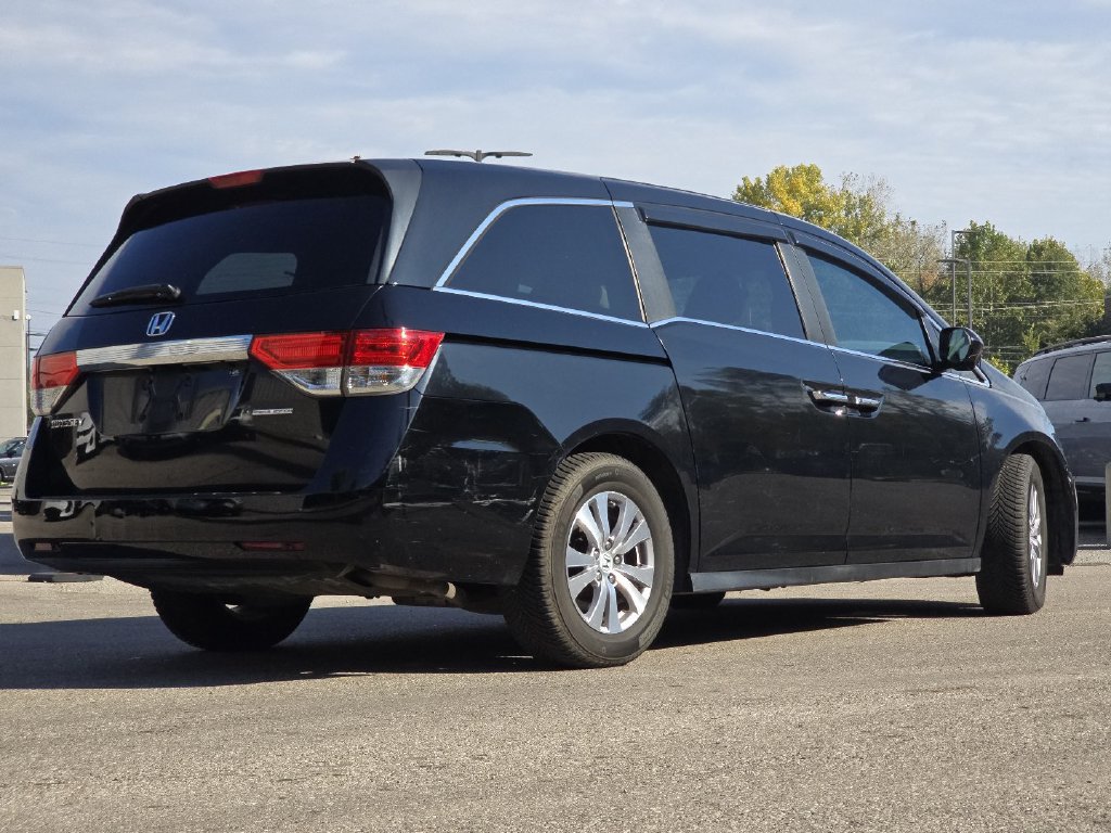 Used 2016 Honda Odyssey SE image 11