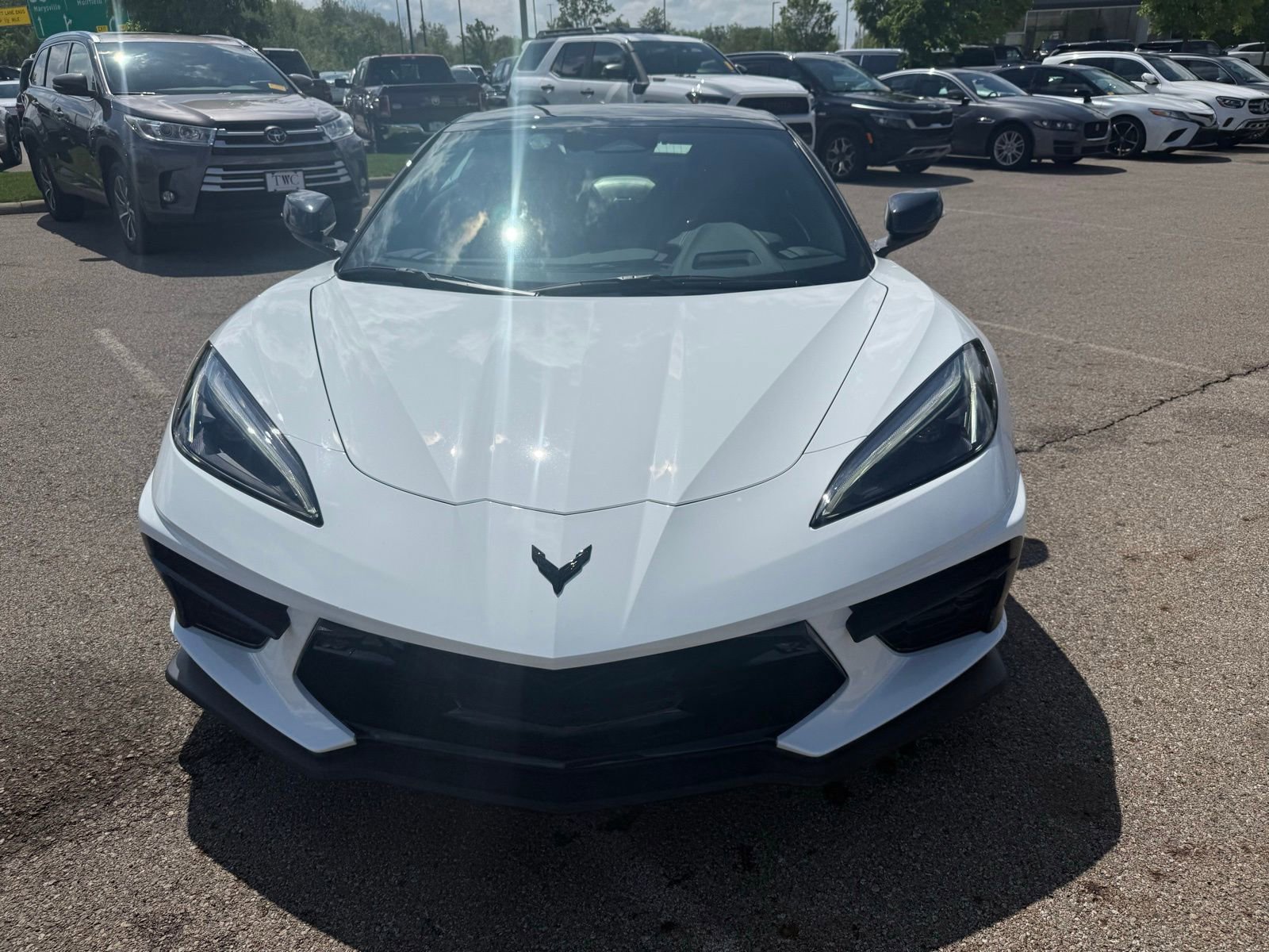 Used 2025 Chevrolet Corvette Stingray Preferred Conv w/ Z51 Performance Package RWD image 2