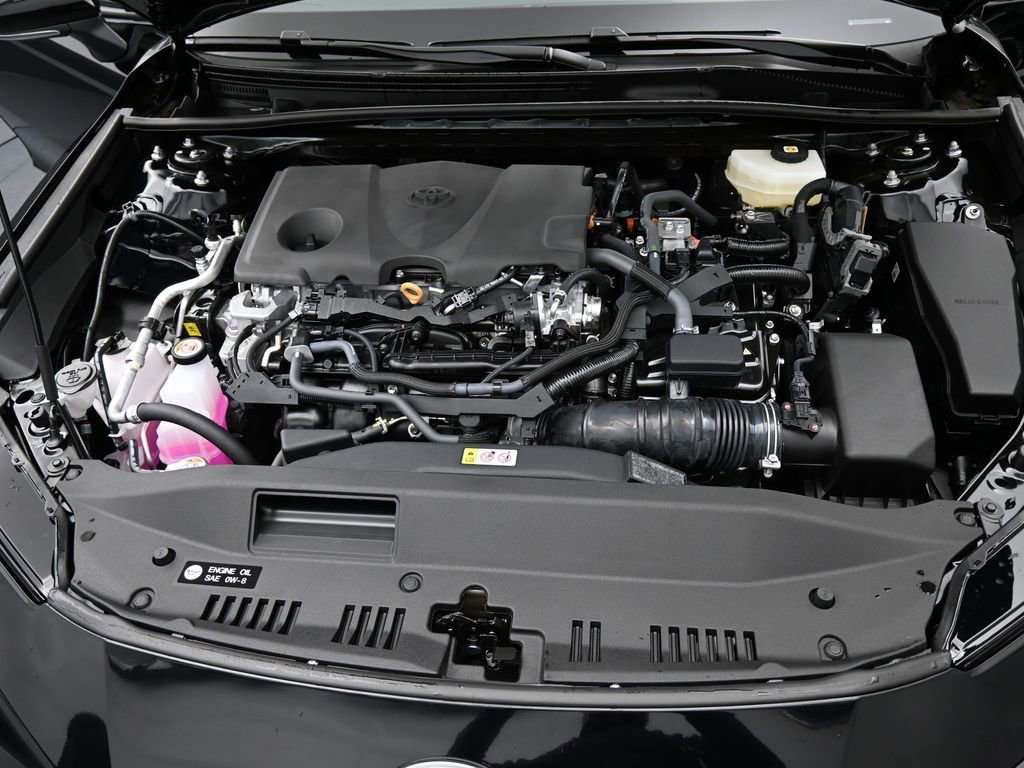 Used 2025 Toyota Camry LE image 19