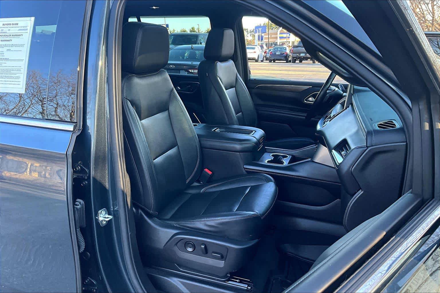 Used 2021 Chevrolet Tahoe LT w/ LT Signature Package AWD/4WD image 8