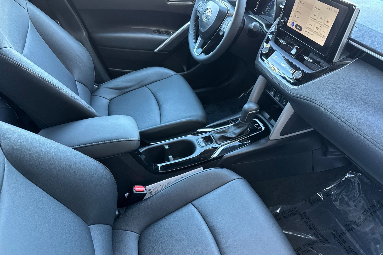 Certified 2024 Toyota Corolla Cross XLE w/ Convenience Package image 22