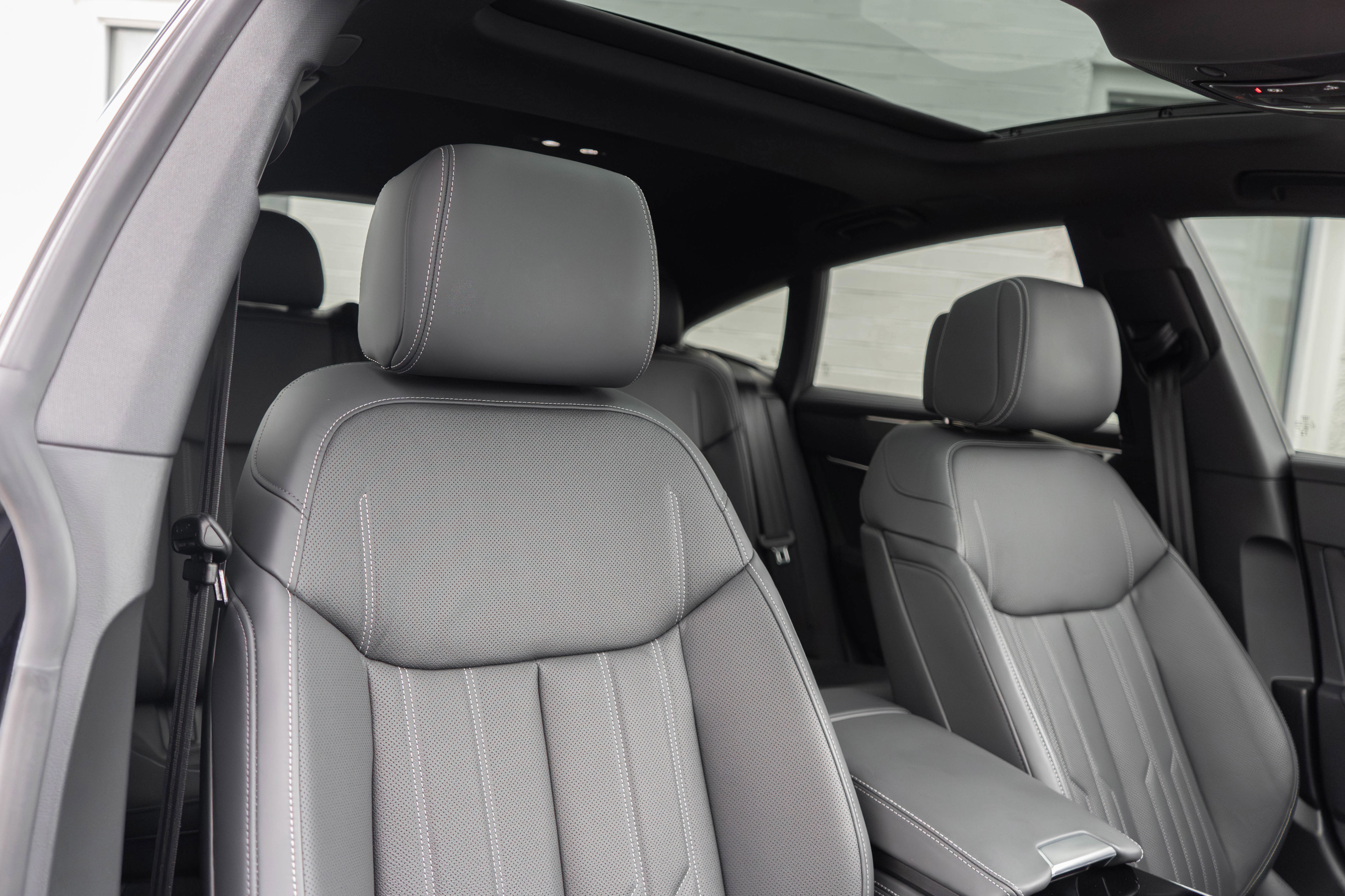 Used 2025 Audi RS 7 Performance image 30