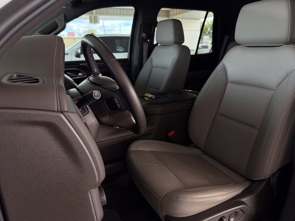 Used 2024 Chevrolet Tahoe LT AWD/4WD image 16