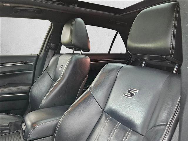 Used 2021 Chrysler 300 S w/ S Model Appearance Package RWD image 17