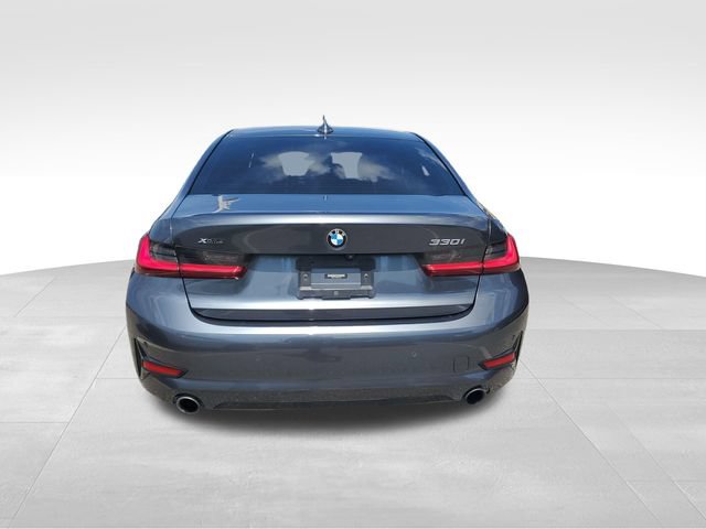 Used 2022 BMW 330i xDrive Sedan w/ Premium Package AWD/4WD image 5
