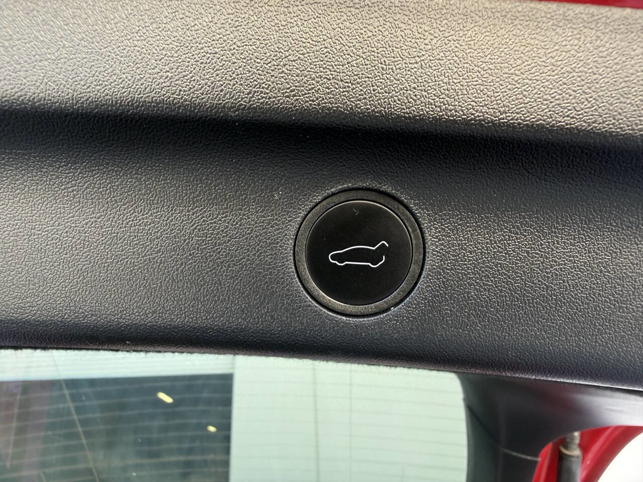 Used 2021 Tesla Model Y Long Range AWD/4WD image 24