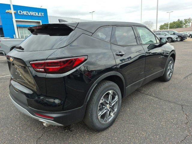 New 2024 Chevrolet Blazer LT w/ Driver Confidence Package image 7