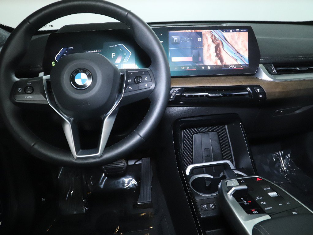 Used 2026 BMW X1 xDrive28i AWD/4WD image 31