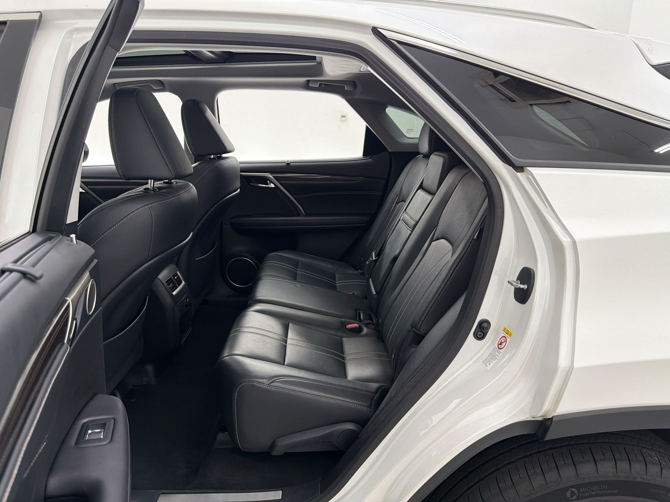 Used 2016 Lexus RX 350 AWD w/ Luxury Package image 27