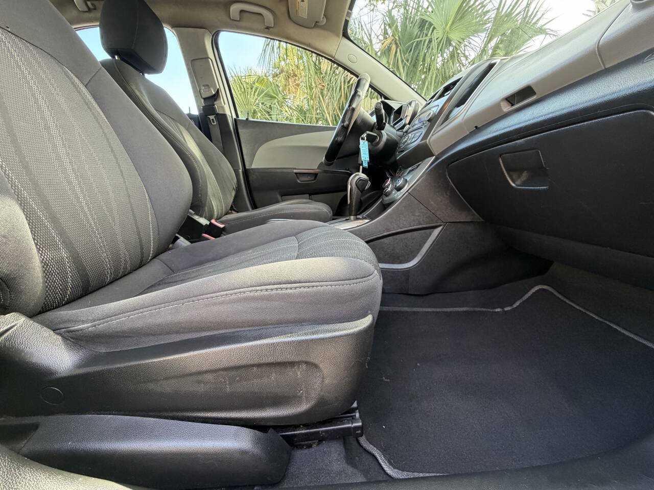 Used 2014 Chevrolet Sonic LT FWD image 14