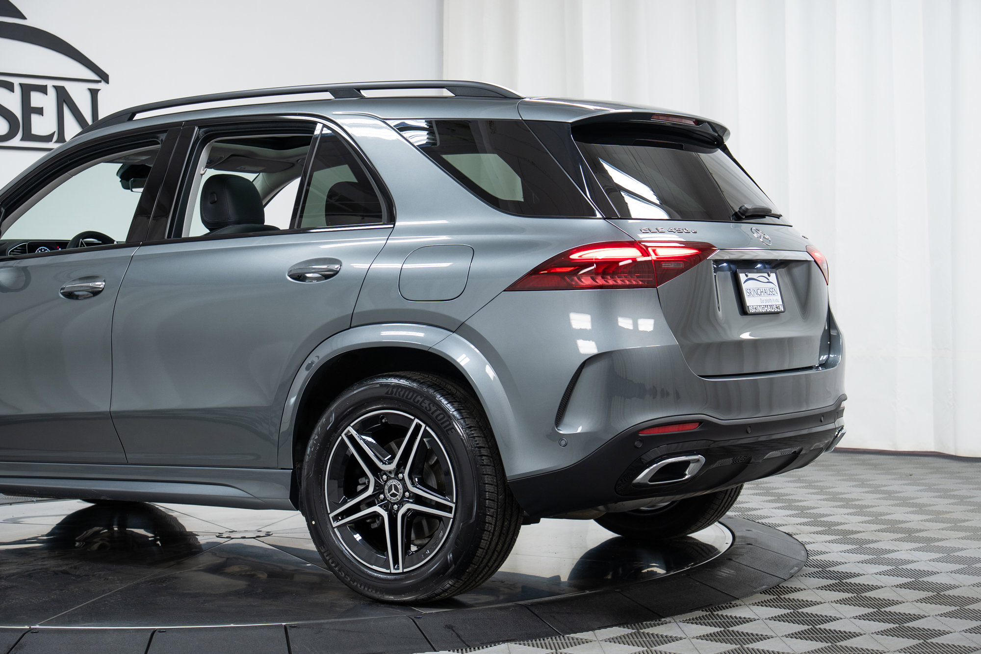 Certified 2026 Mercedes-Benz GLE 450e 4MATIC image 29