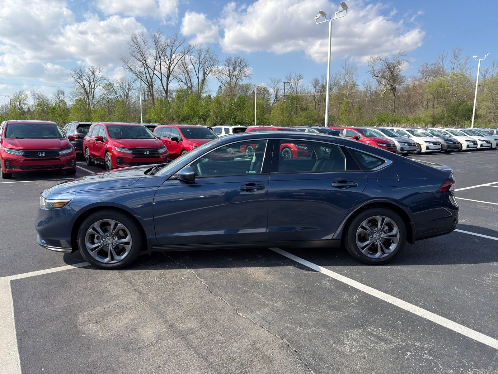 Used 2023 Honda Accord EX image 3