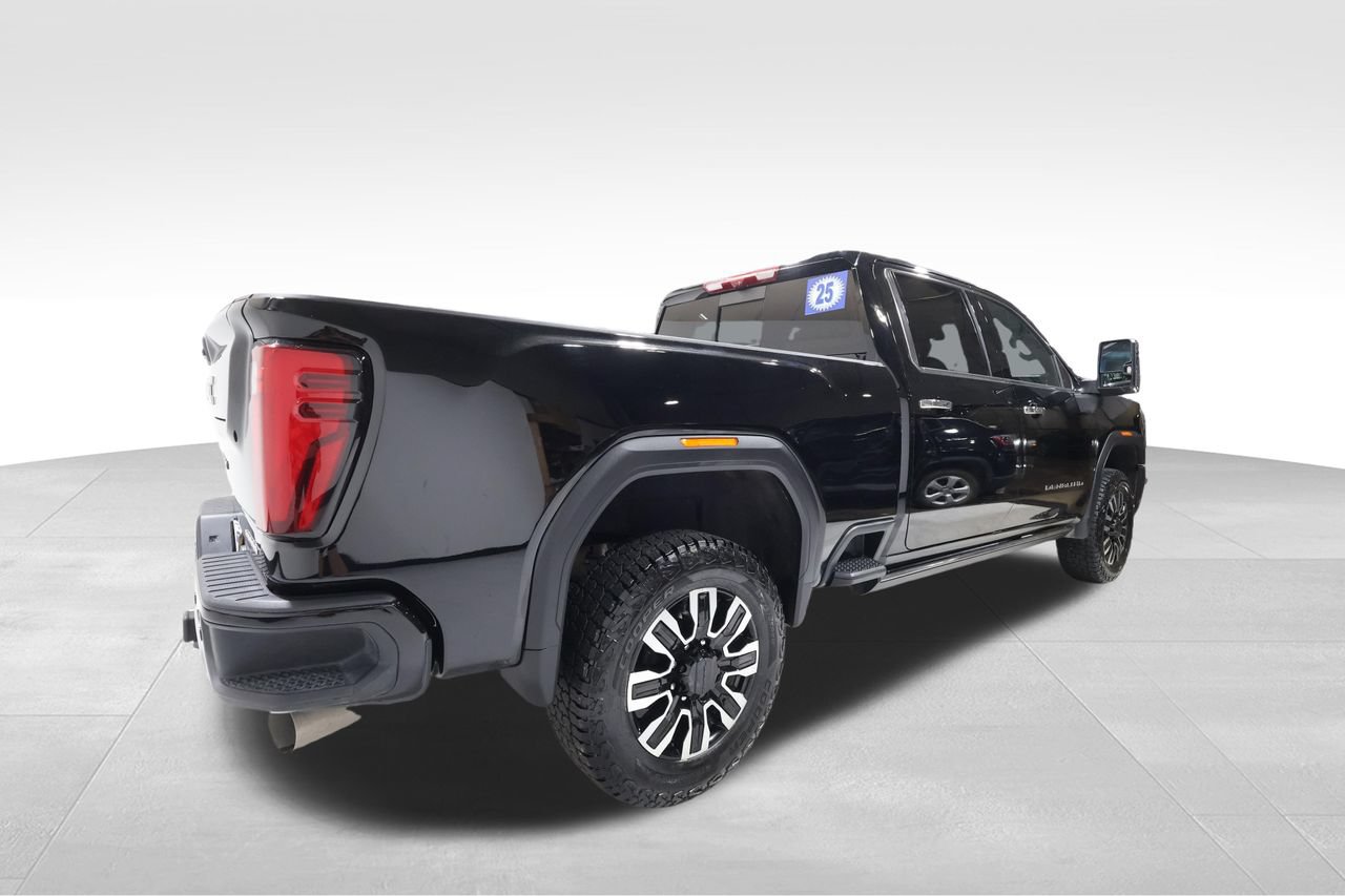 Used 2025 GMC Sierra 3500 Denali Ultimate AWD/4WD image 4