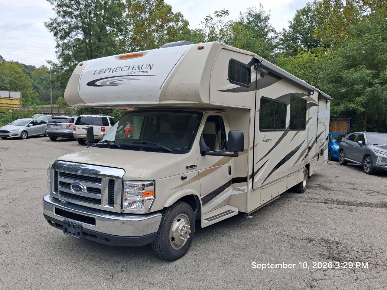 Used 2018 Ford E-450 and Econoline 450 Super Duty w/ Motorhome Prep Package RWD image 8