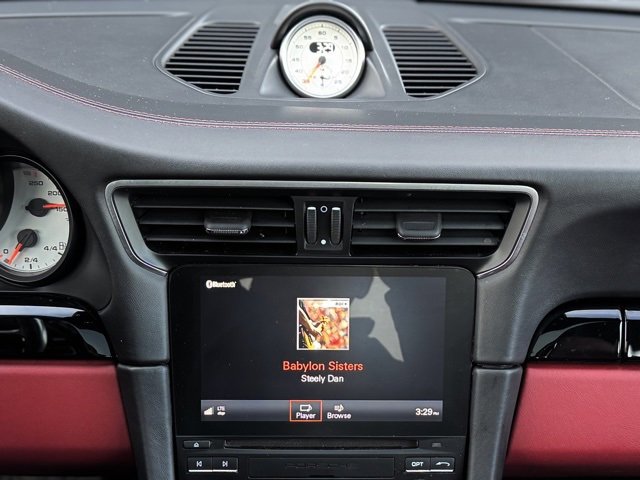 Used 2019 Porsche 911 Turbo image 25