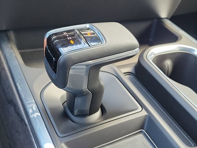 Certified 2025 Chevrolet Silverado 1500 LTZ AWD/4WD image 36