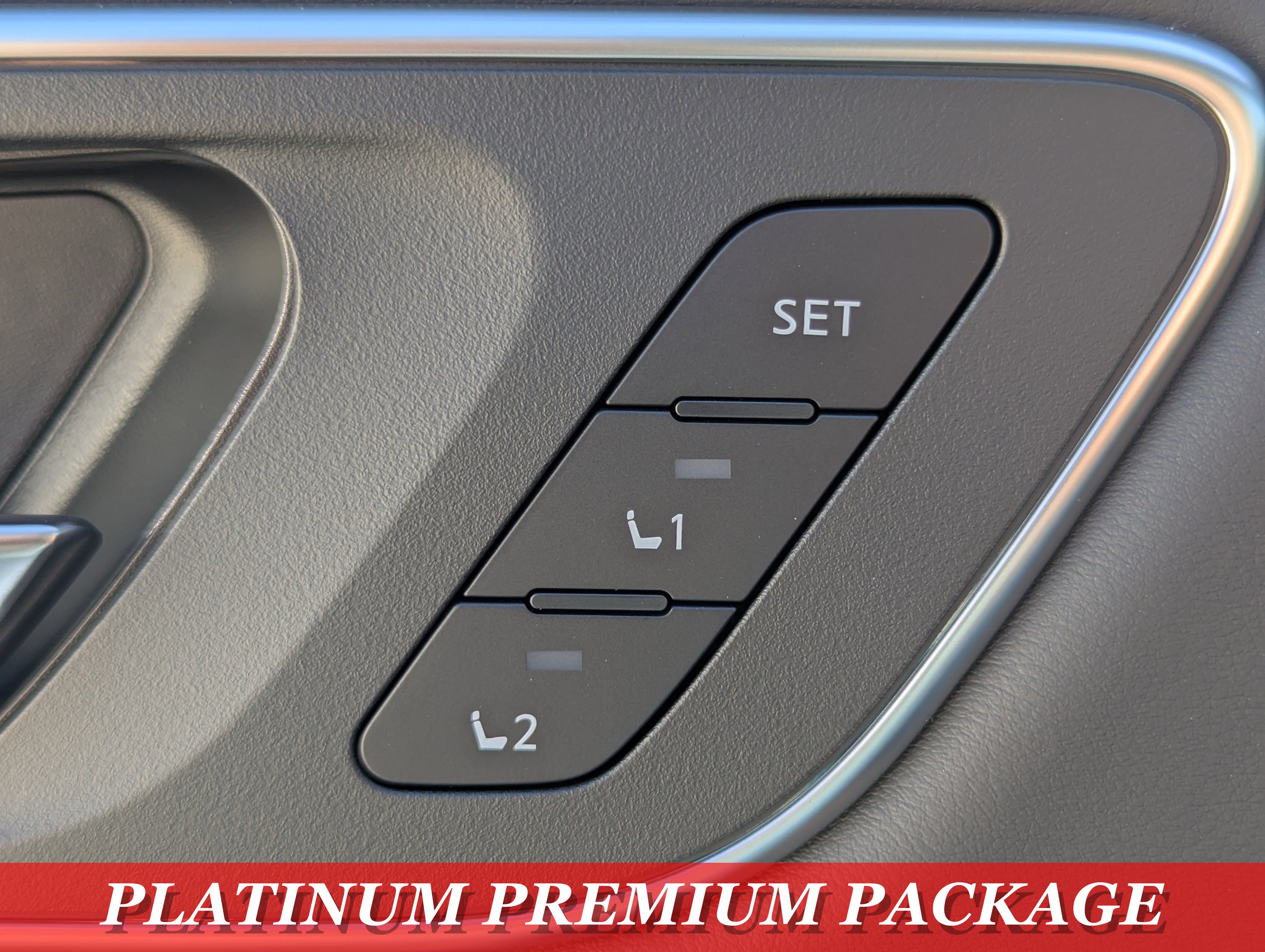 New 2026 Nissan Rogue Platinum image 32