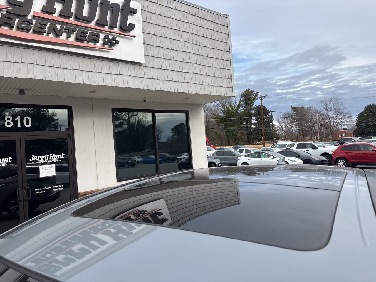 Used 2024 Nissan Murano SL image 12