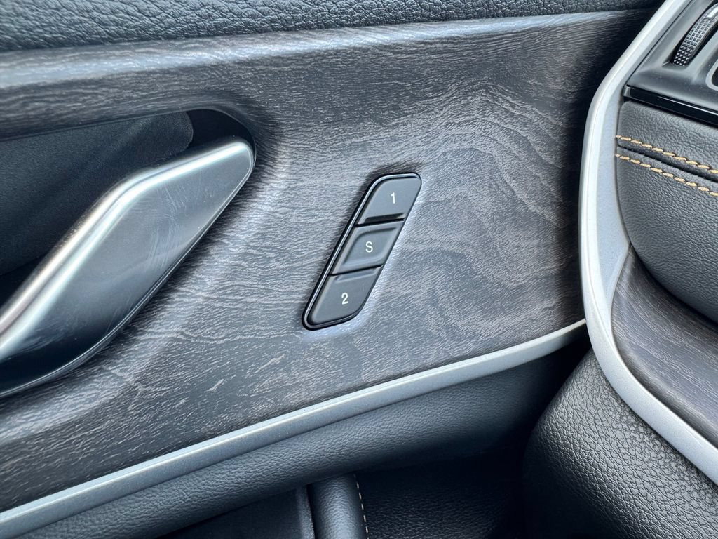 New 2026 Jeep Grand Cherokee L Limited AWD/4WD image 27