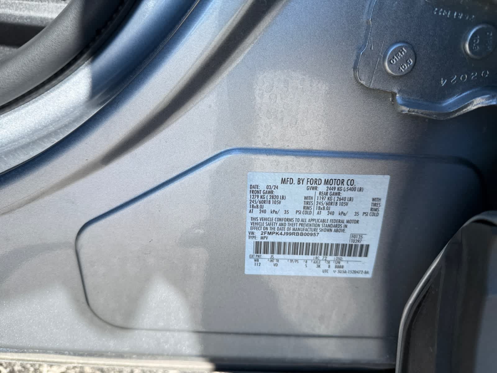 Used 2024 Ford Edge SEL AWD/4WD image 25