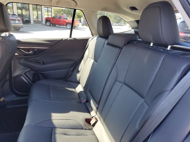 Used 2024 Subaru Outback Touring AWD/4WD image 27