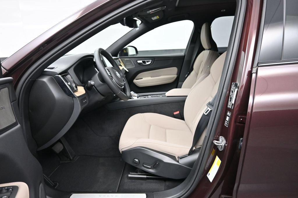 New 2026 Volvo XC60 T8 Plus w/ Climate Package AWD/4WD image 10