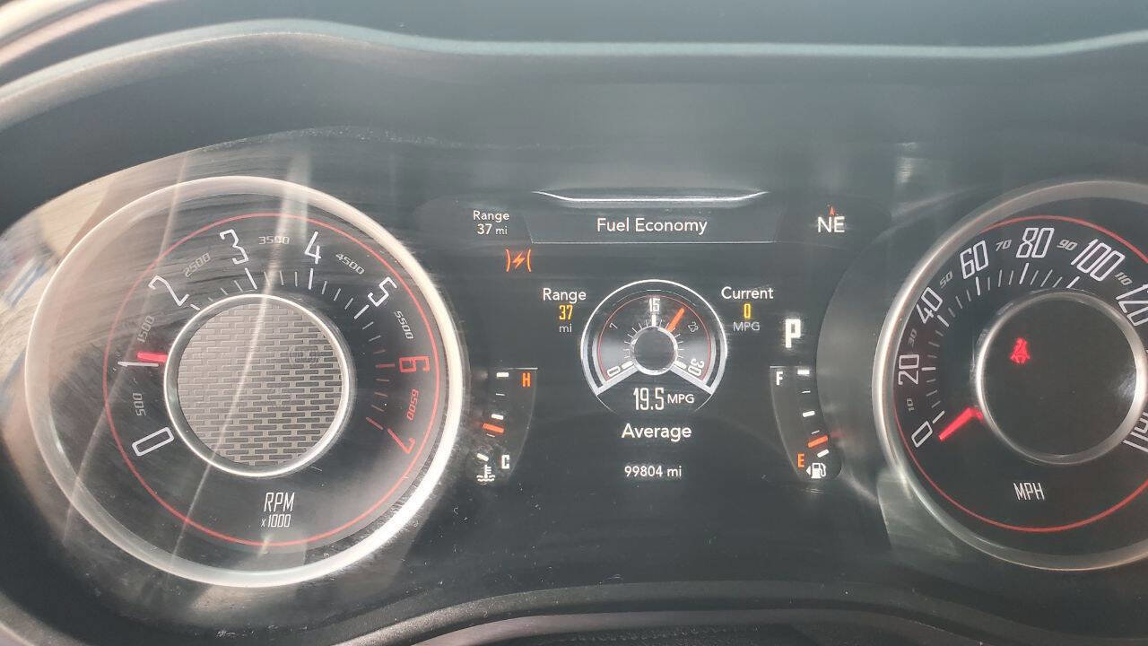 Used 2015 Dodge Challenger R/T Plus image 12