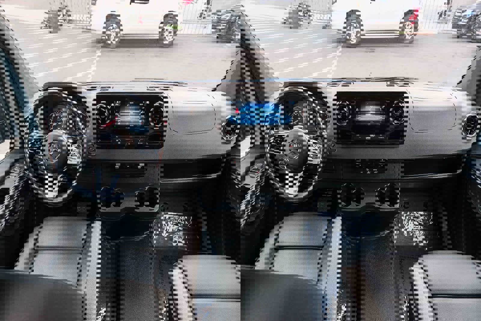 Used 2023 Mercedes-Benz Sprinter 2500 image 12