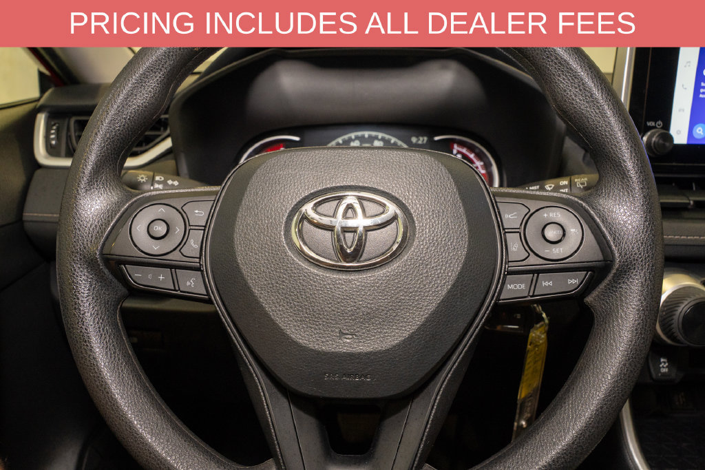 Certified 2025 Toyota RAV4 LE AWD/4WD image 17