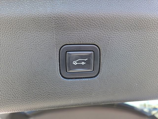 Used 2022 Buick Enclave Premium w/ Experience Buick Package AWD/4WD image 19