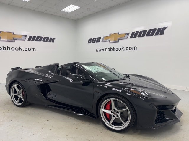 New 2026 Chevrolet Corvette E-Ray w/ Stealth Interior Trim Package image 11