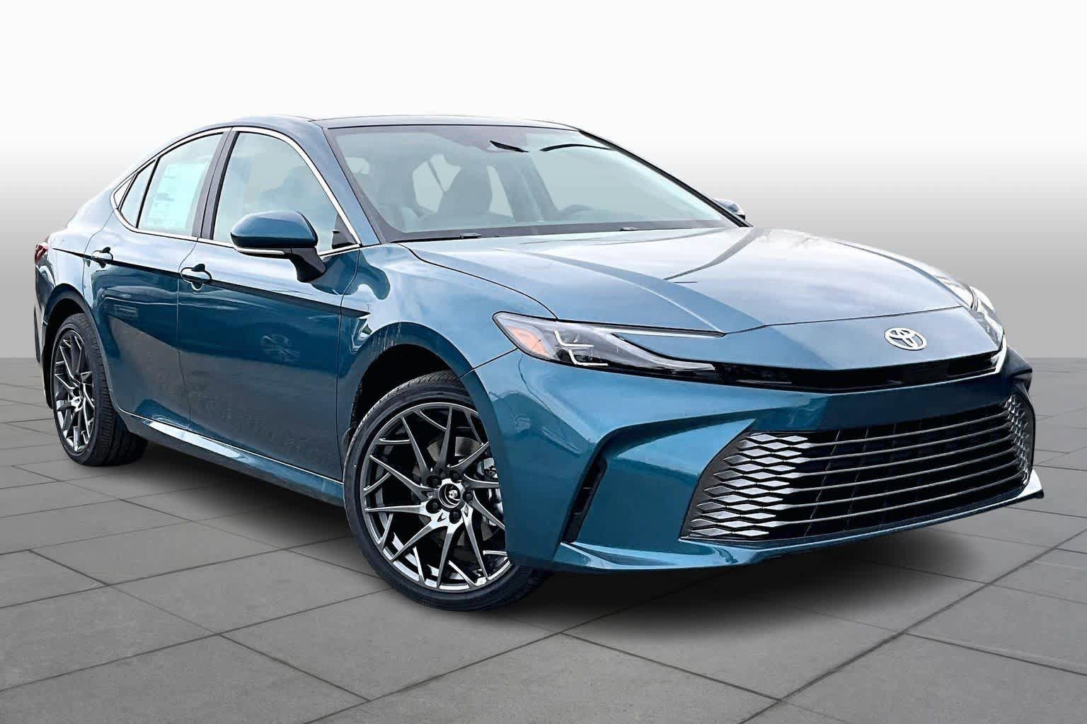 New 2026 Toyota Camry XLE video 2