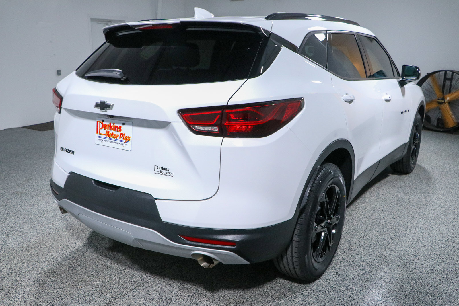 Used 2023 Chevrolet Blazer LT w/ Midnight/Sport Edition FWD image 7