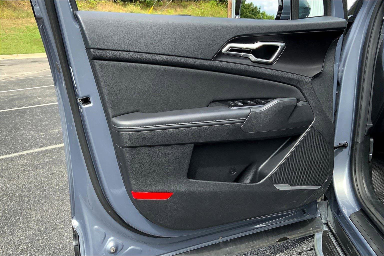 Used 2024 Kia Sportage EX image 20
