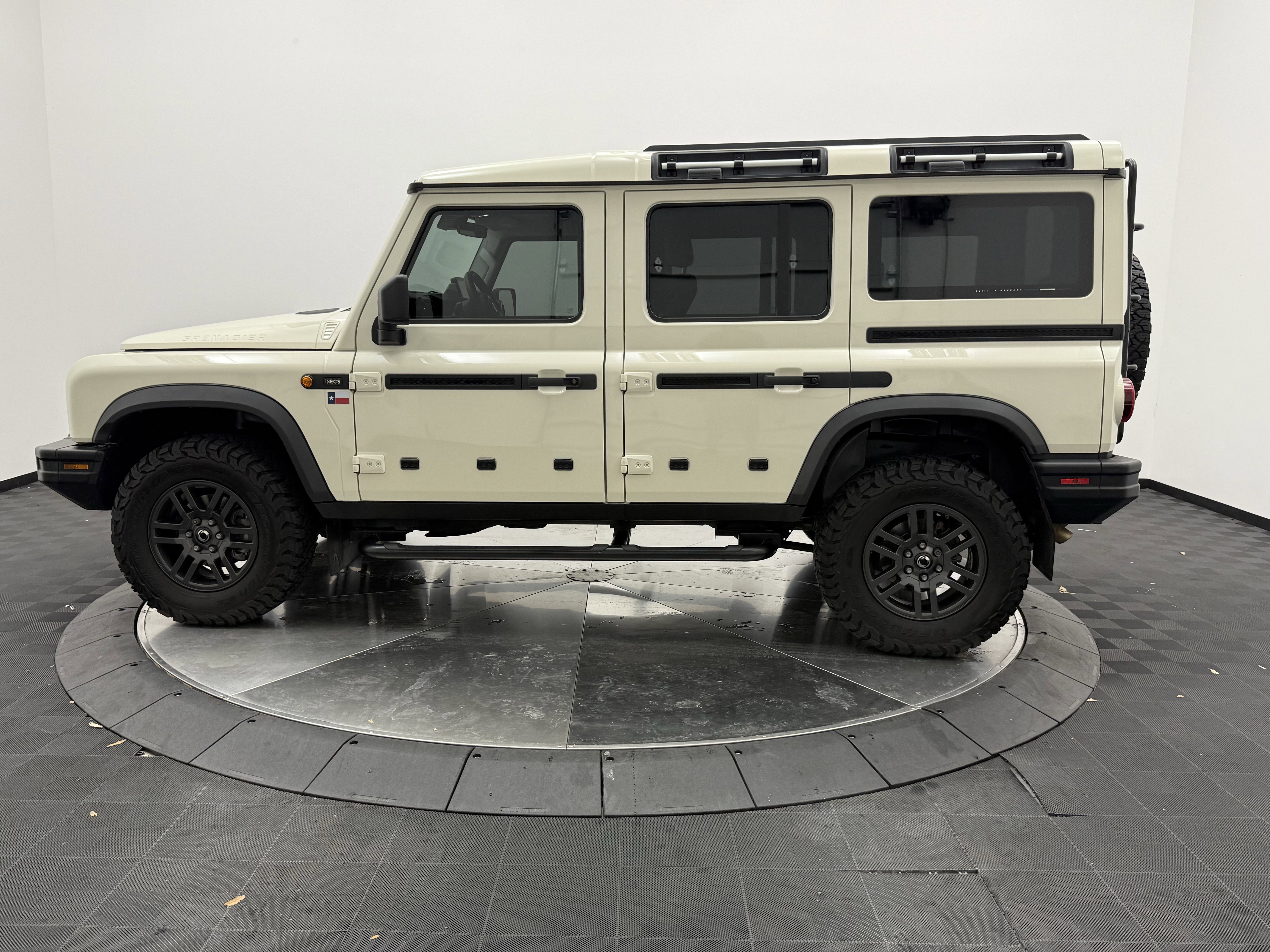 Used 2024 INEOS Grenadier AWD/4WD image 4