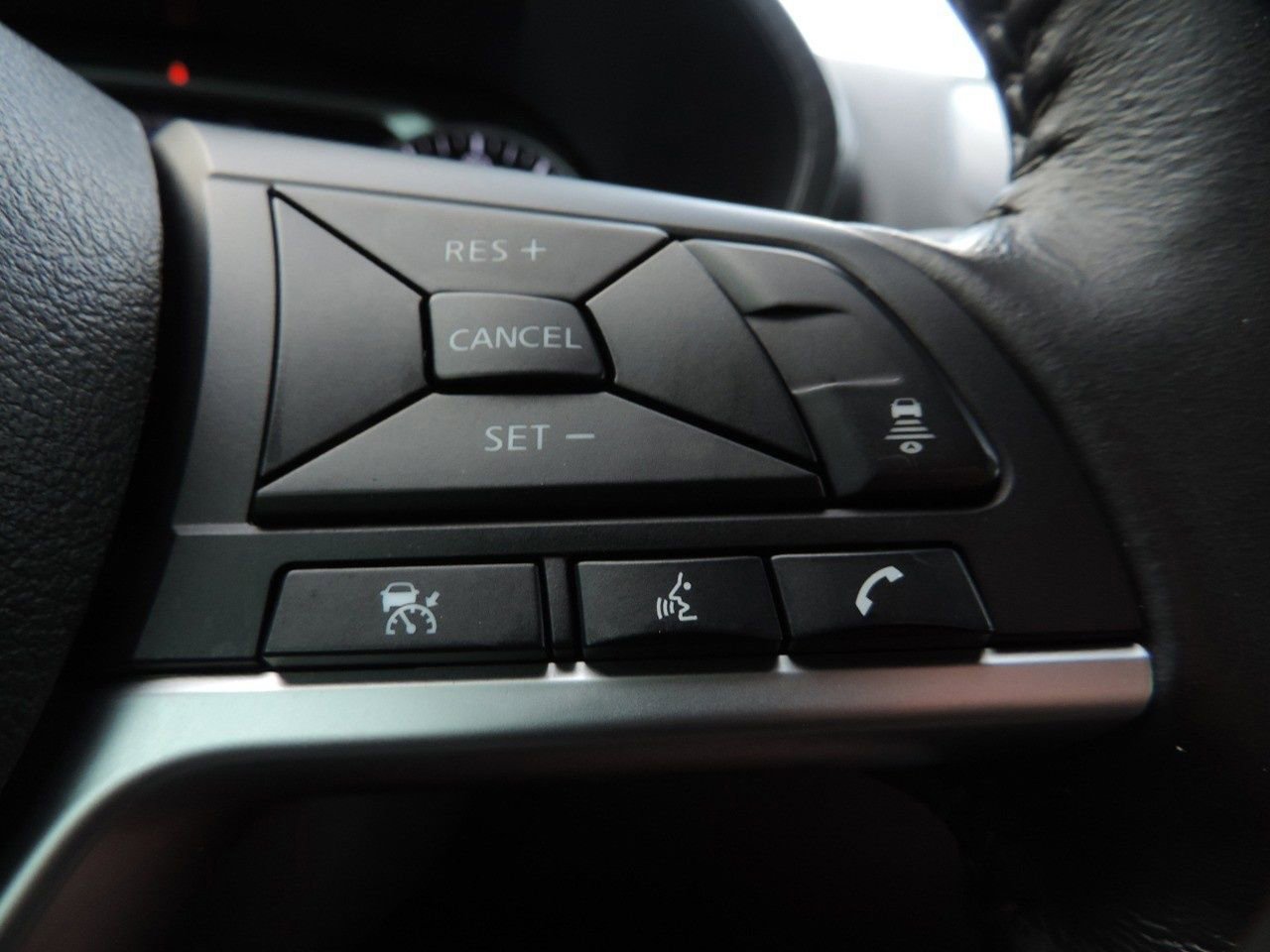 Certified 2022 Nissan Sentra SV image 25