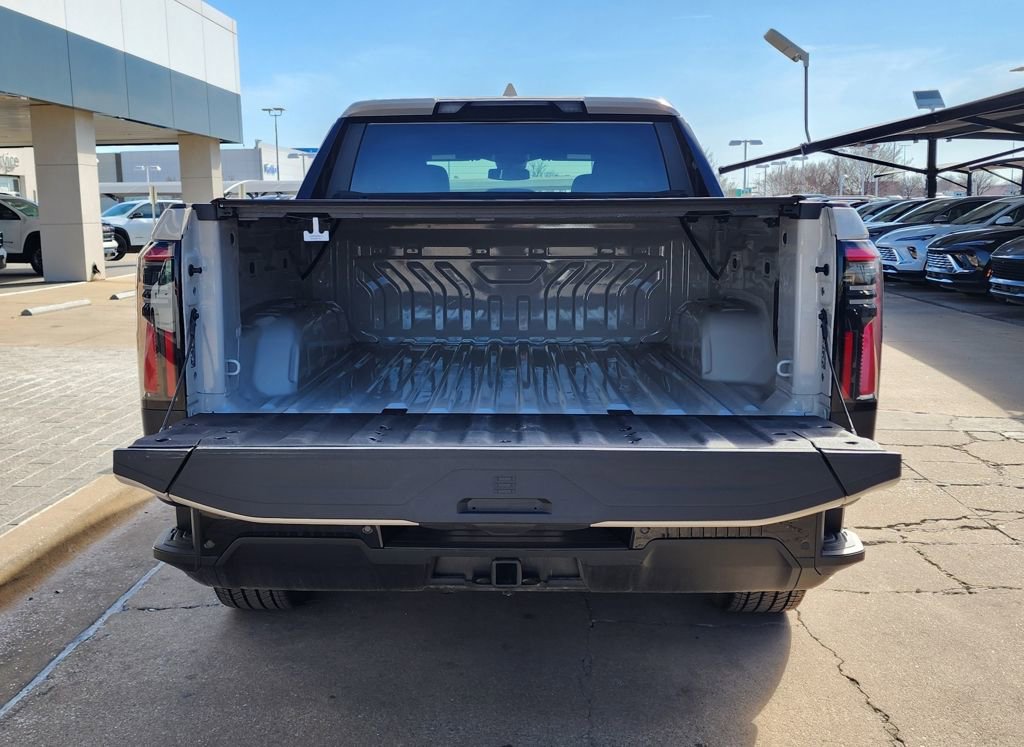 New 2026 GMC Sierra EV Elevation w/ LPO, Elevation Dark Package AWD/4WD image 47