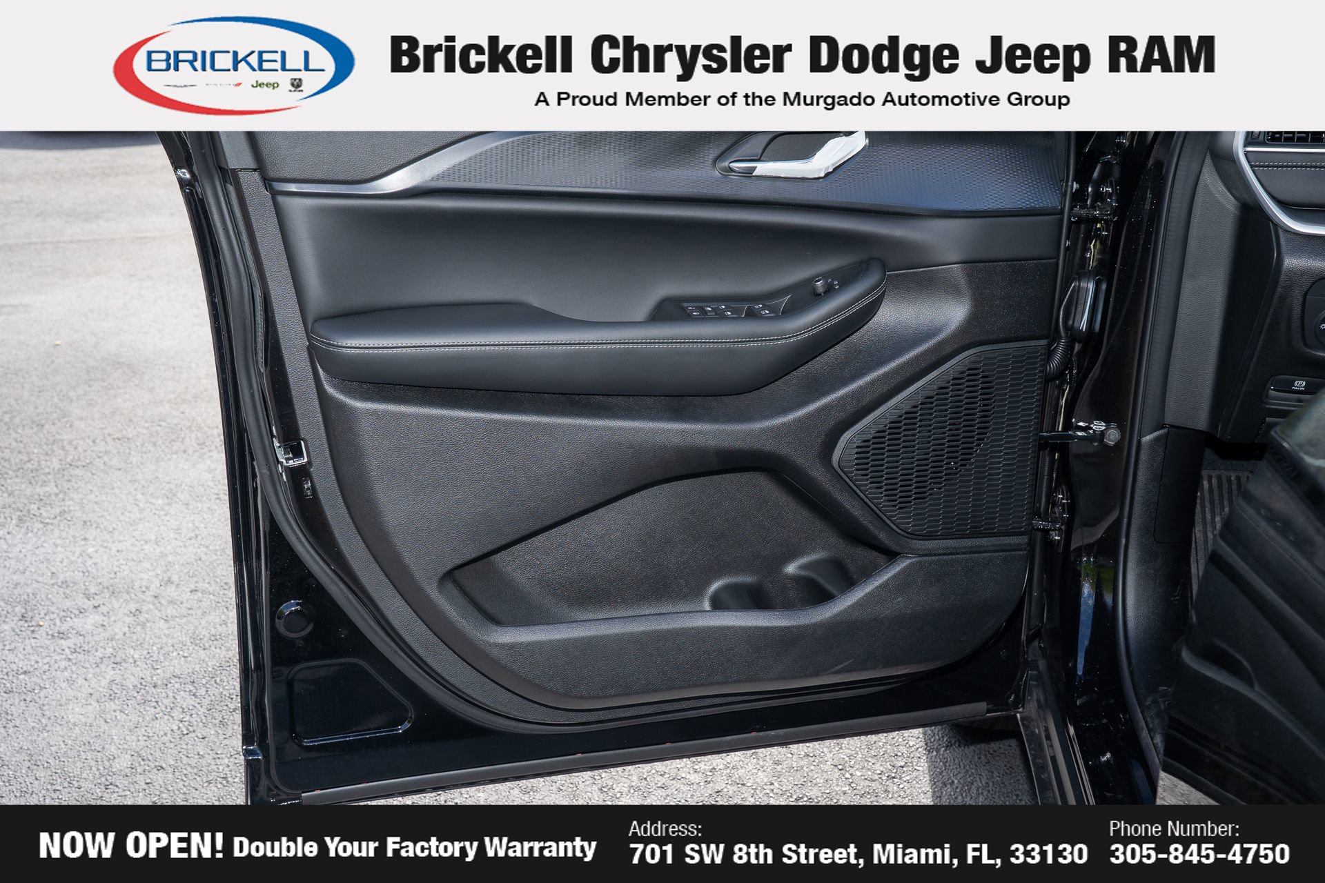 New 2025 Jeep Grand Cherokee L Altitude image 12