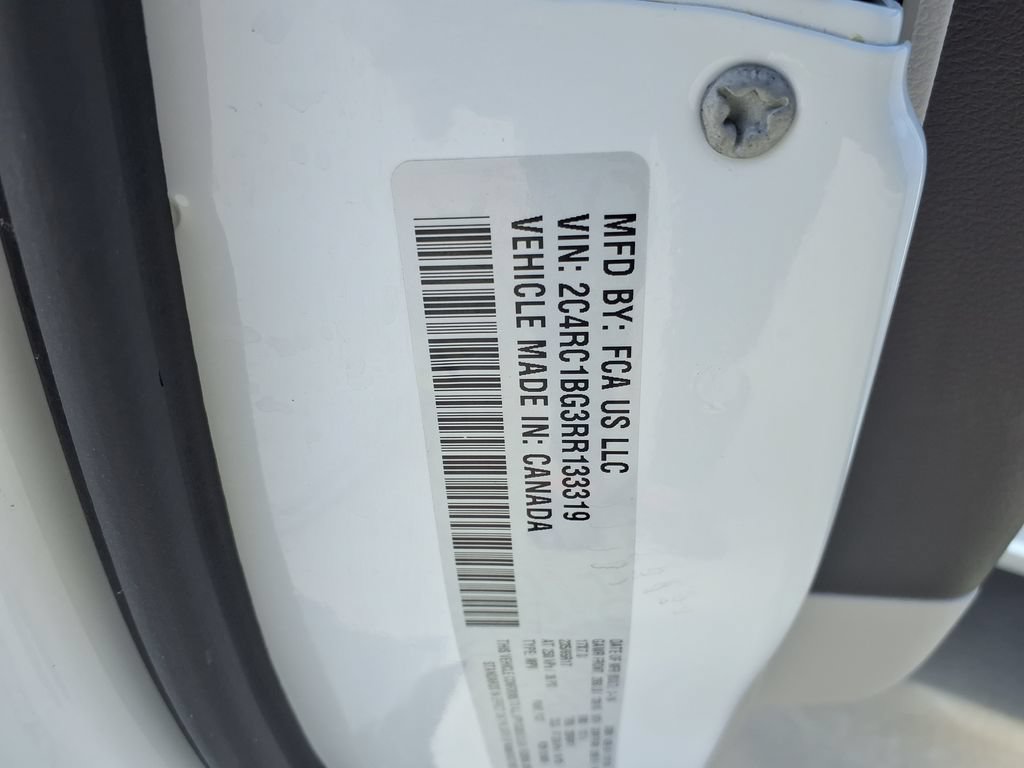 Used 2024 Chrysler Pacifica Touring-L FWD image 36