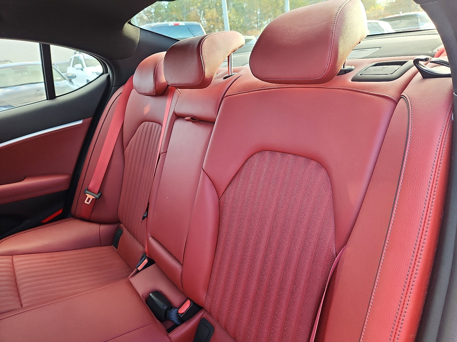 Used 2023 Genesis G70 2.0T w/ Sport Prestige Package image 26