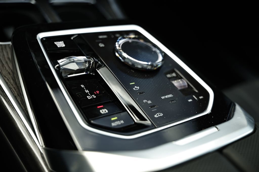 New 2026 BMW 740i w/ Executive Package image 41