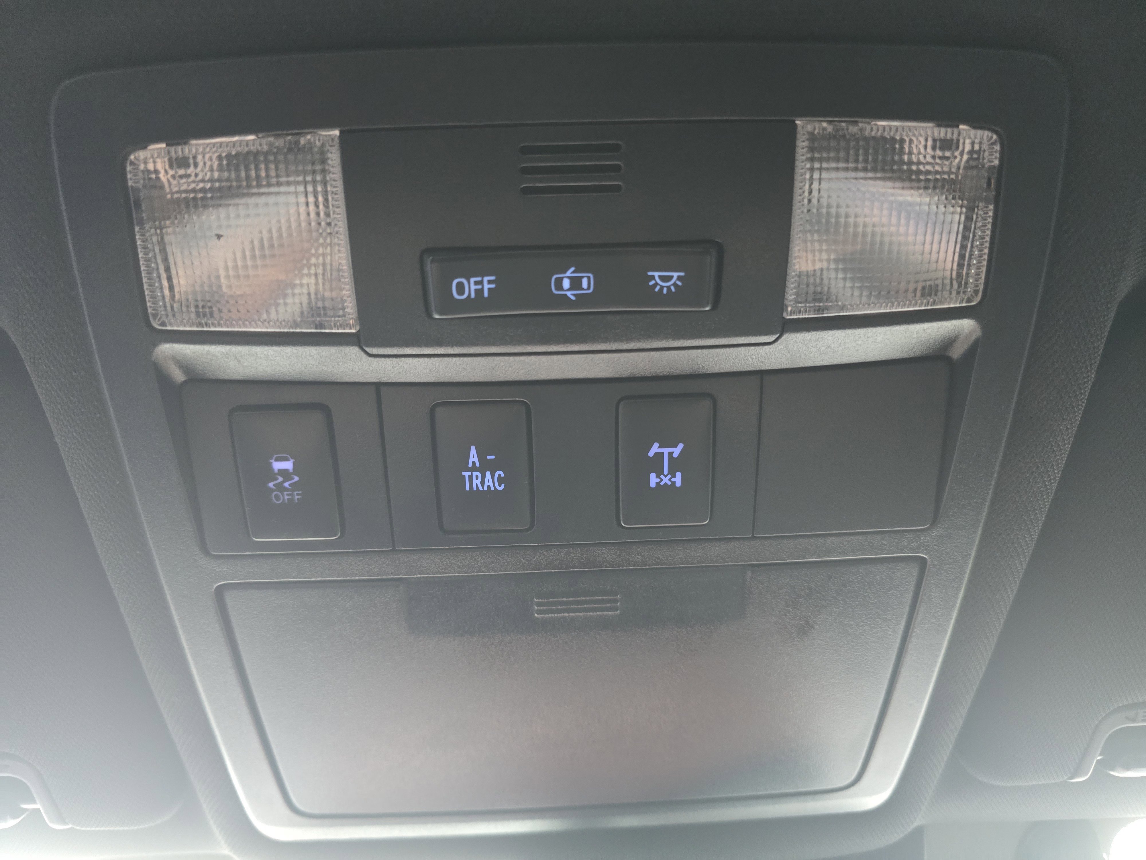 Used 2018 Toyota Tacoma TRD Off-Road image 33