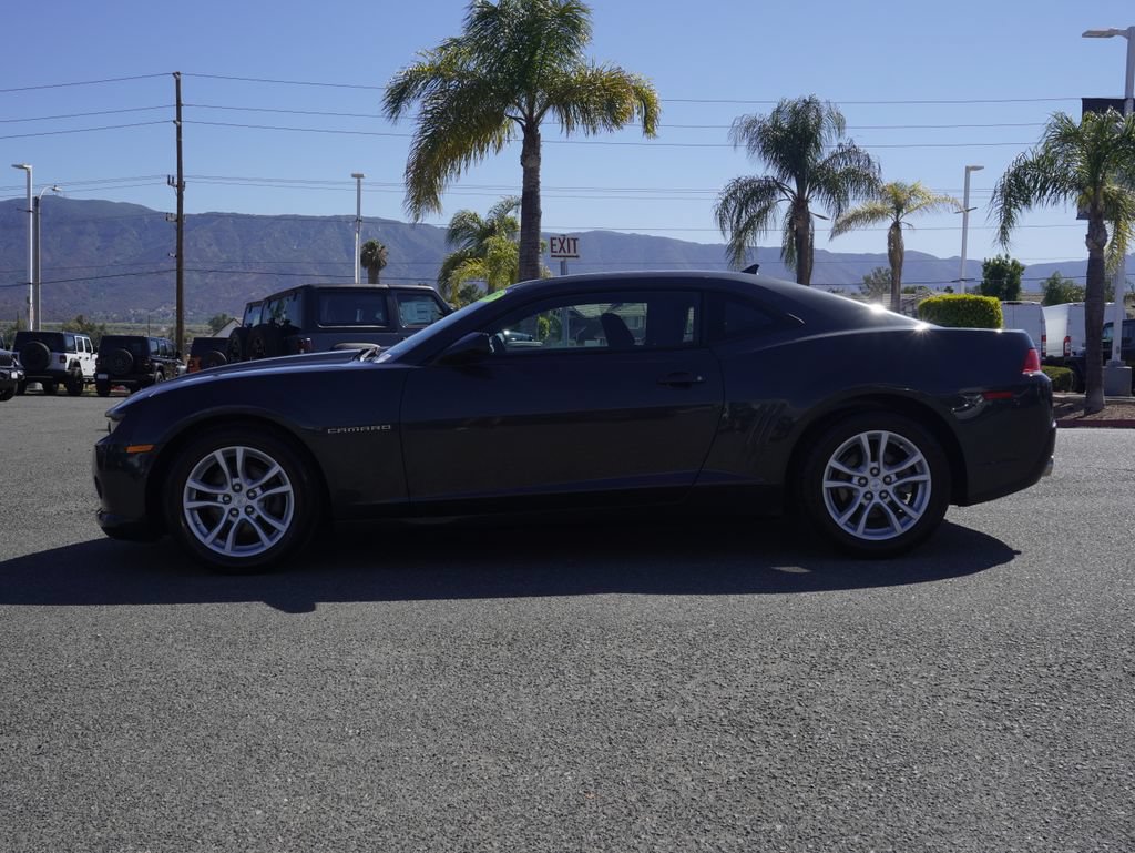 Used 2015 Chevrolet Camaro LS RWD image 7
