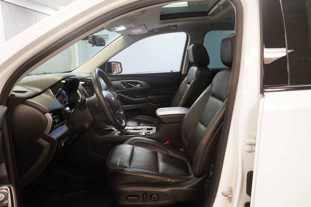 Used 2019 Chevrolet Traverse Premier w/ Redline Edition image 6