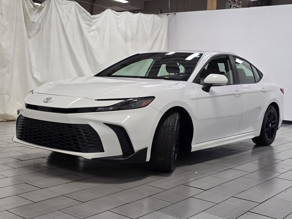 Certified 2025 Toyota Camry SE image 12