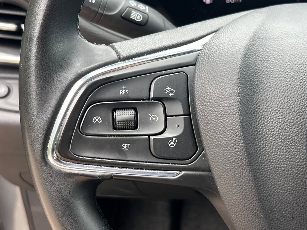 Used 2025 Buick Envista Preferred w/ Convenience I Package FWD image 16