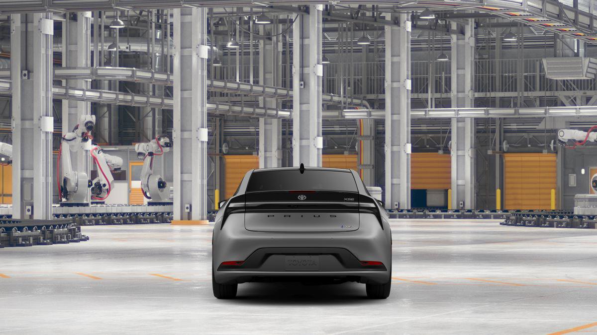 New 2026 Toyota Prius Plug-In Hybrid FWD image 10