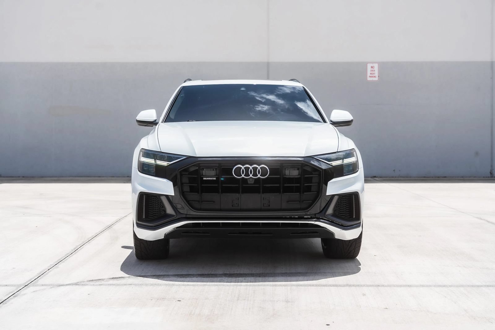 Used 2020 Audi Q8 Premium Plus AWD/4WD image 3