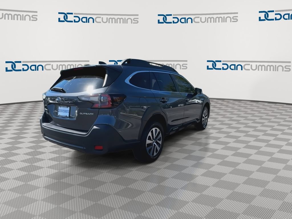 Used 2024 Subaru Outback Premium AWD/4WD image 8